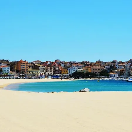 A 400m Playa Apartment